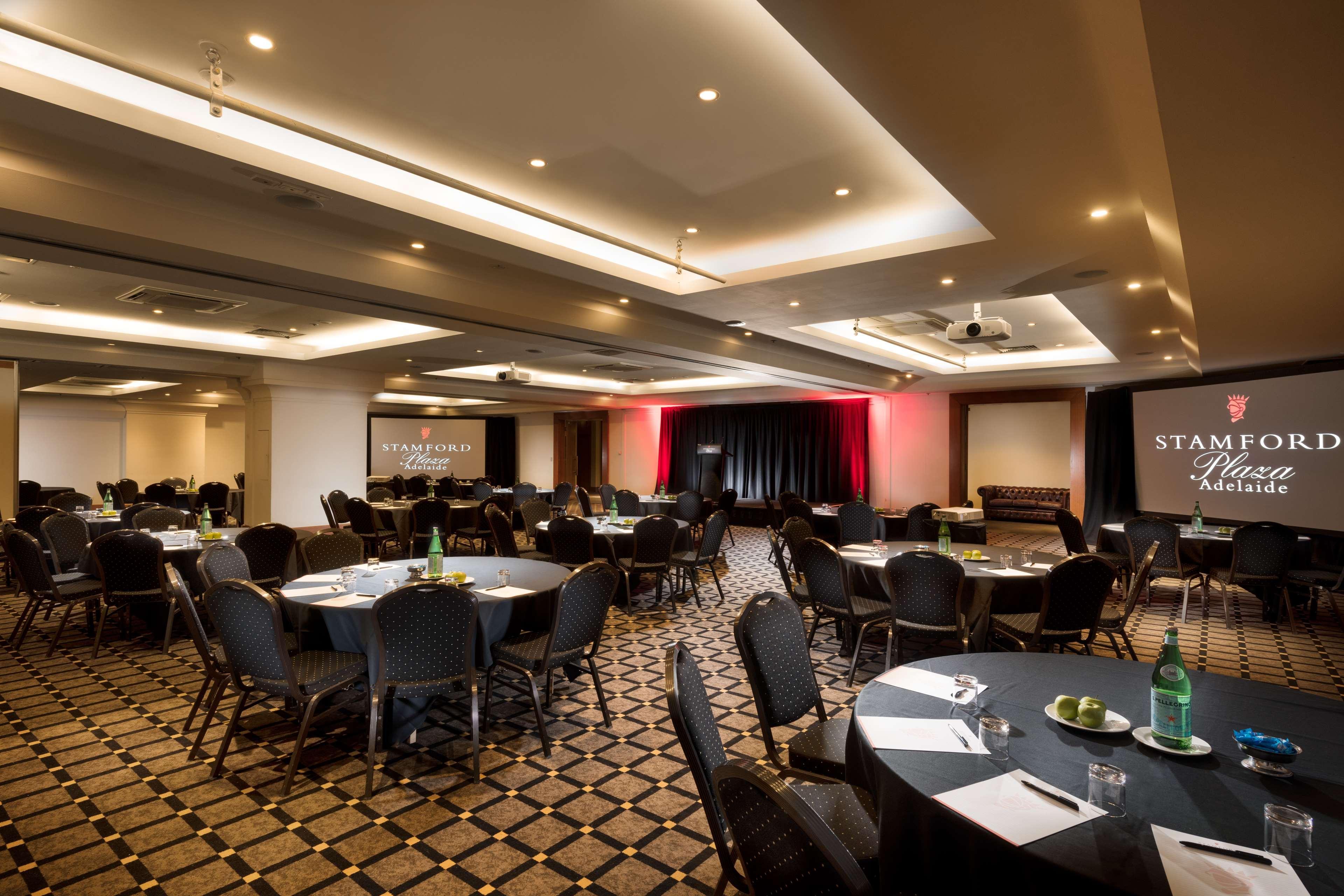 Stamford Plaza Adelaide Hotel Exterior foto The ballroom