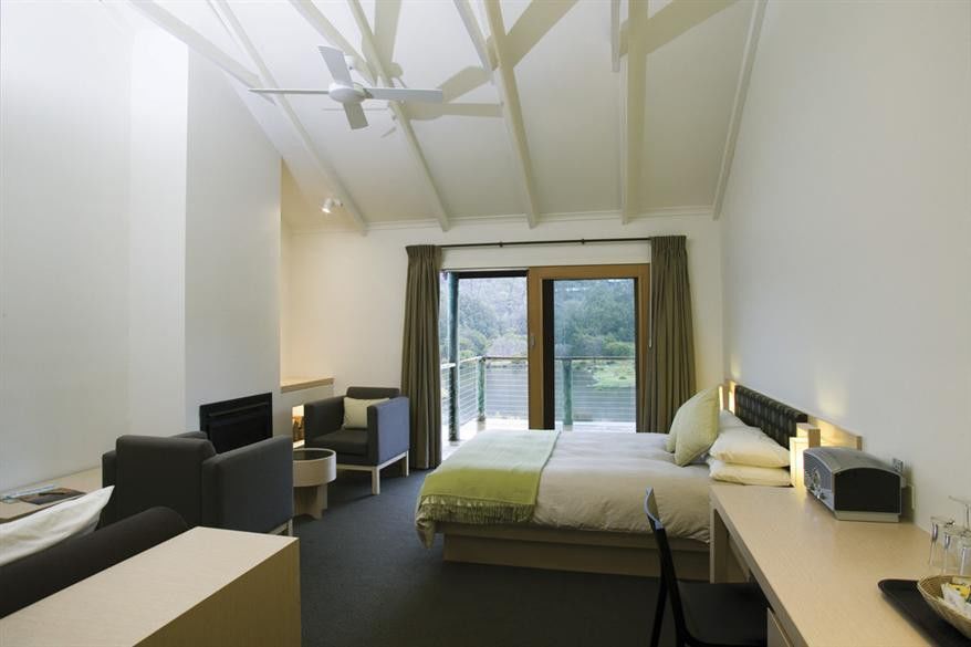 Stamford Plaza Adelaide Hotel Exterior foto A room at the Cradle Mountain Hotel