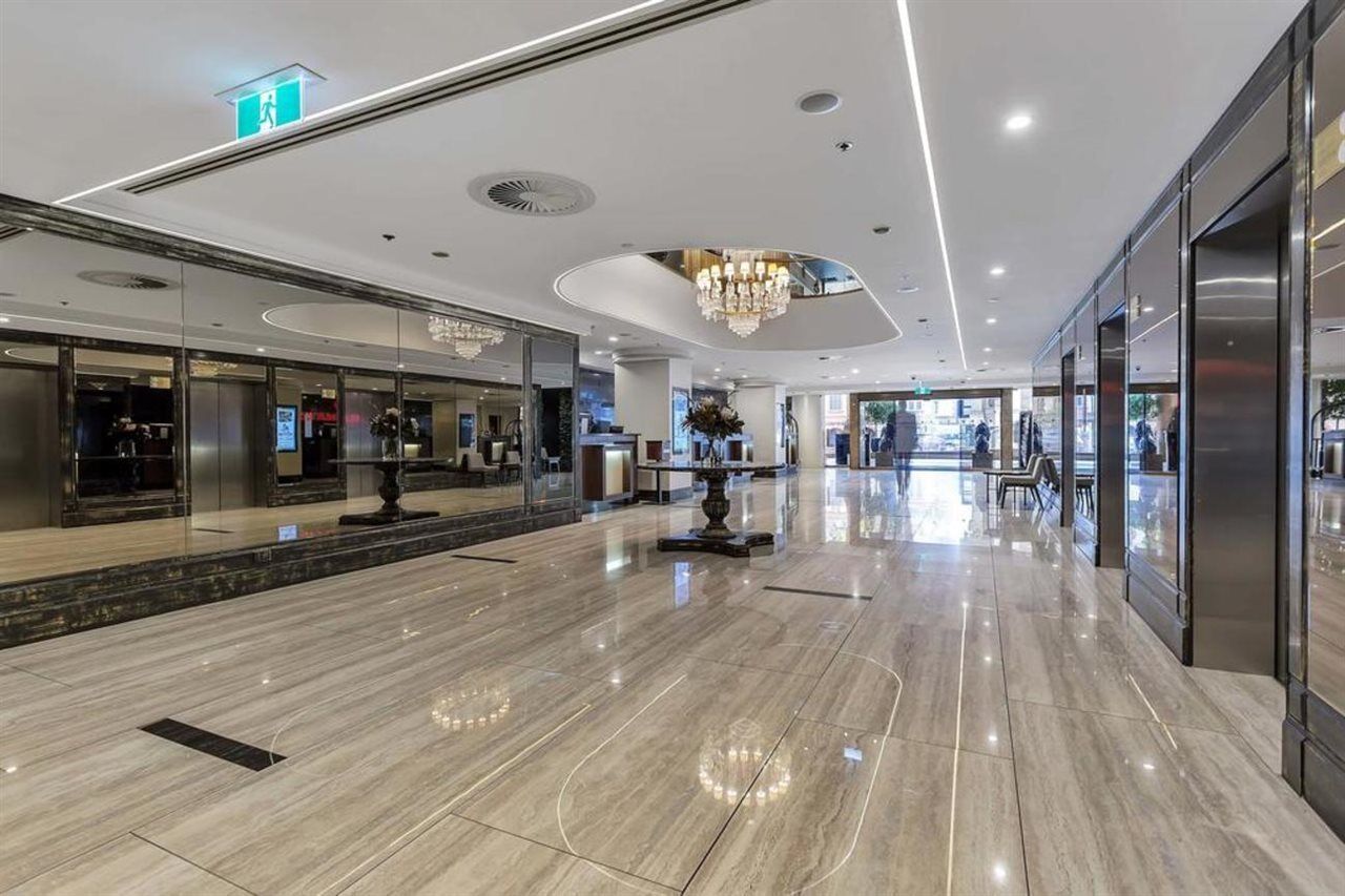 Stamford Plaza Adelaide Hotel Exterior foto The lobby of the hotel